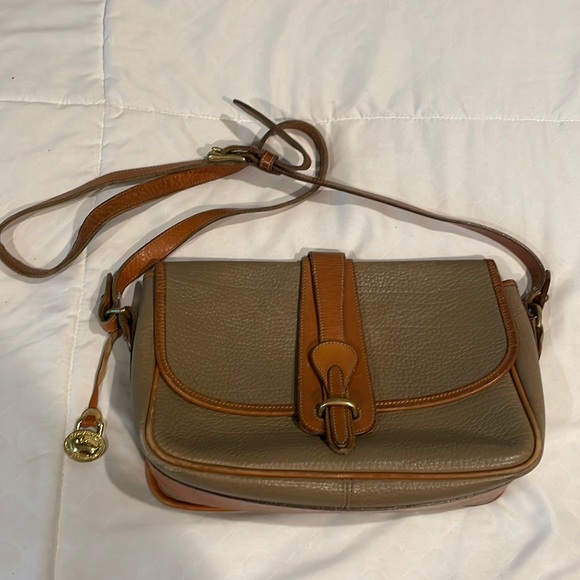 Vintage Dooney & Bourke Taupe All Weather Leather Crossbody - Picture 1 of 16